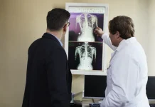 Osteoporoza: cauze, simptome si tratament