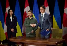 Discutiile politice in urma respingerii unui acord liber de schimb intre Canada si Ucraina